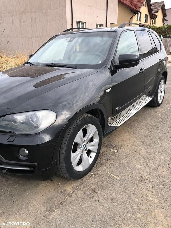 Culoarenegru Utilizat 2008 BMW X5 SUV | 5.900 EUR (Preț bun) - Imagine 1/4