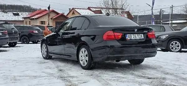 Second-hand BMW 318 143 CP (105 kW) 2009 Berlinǎ