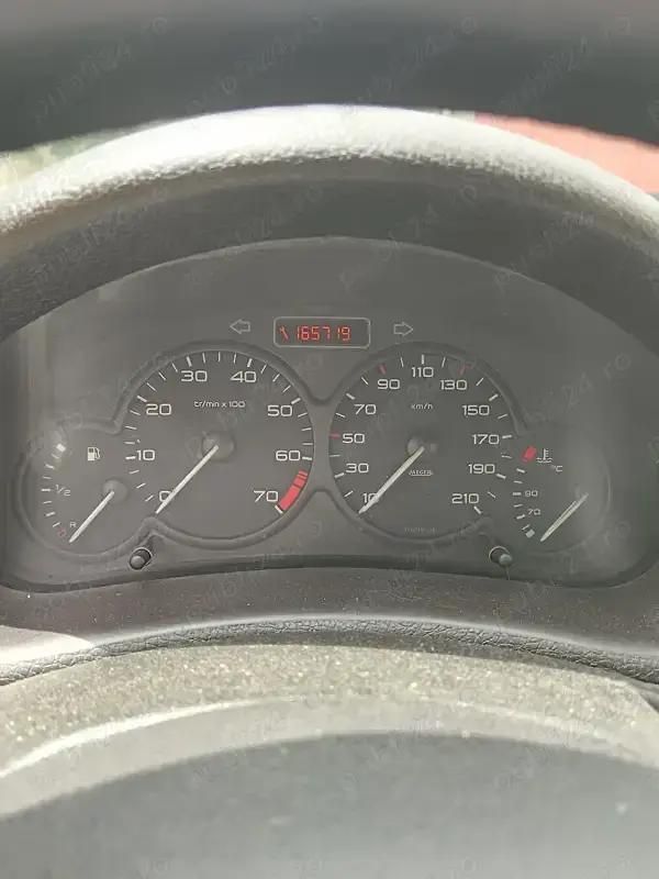 Utilizat 2008 Peugeot 206 Berlinǎ | 1.800 EUR (Preț OK) - Imagine 1/4