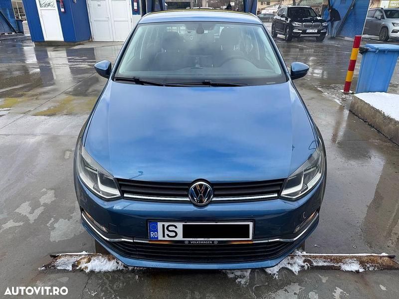 Second-hand VW Polo Comfortline 90 CP (66 kW) 2016 Culoarealbastru Hatchback