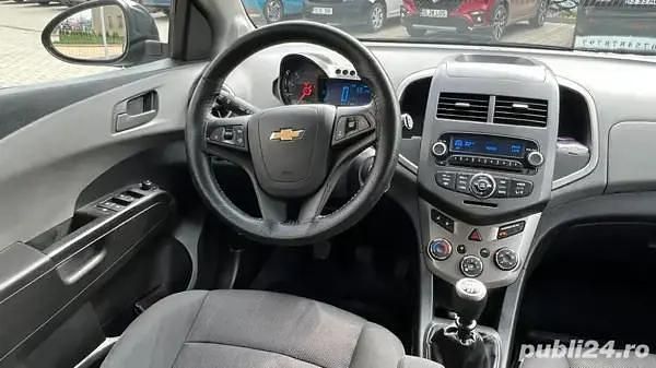 Second-hand Chevrolet Aveo 95 CP (69 kW) 2012 Hatchback