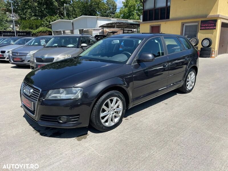 Gri Utilizat 2010 Audi A3 Sportback Ambiente Hatchback | 4.999 EUR (Preț bun) - Imagine 1/4