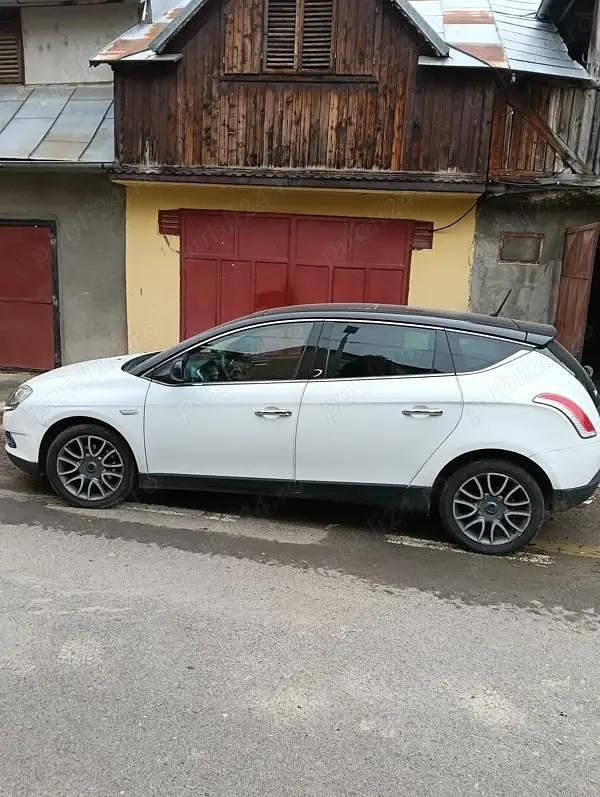 Second-hand Lancia Delta 2009 Hatchback