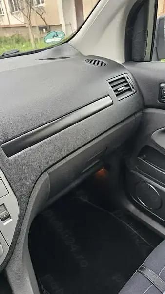 Maro Utilizat 2012 Ford Kuga SUV | 6.900 EUR (Preț OK) - Imagine 1/4