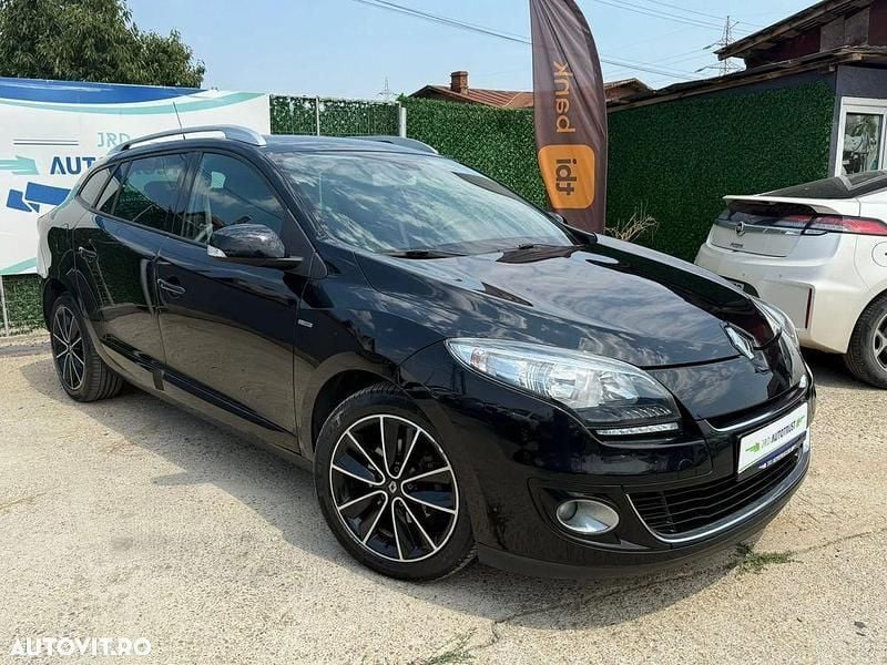 Negru Utilizat 2013 Renault Mégane GrandTour Bose Edition Break | 7.200 EUR (Scump) - Imagine 1/4