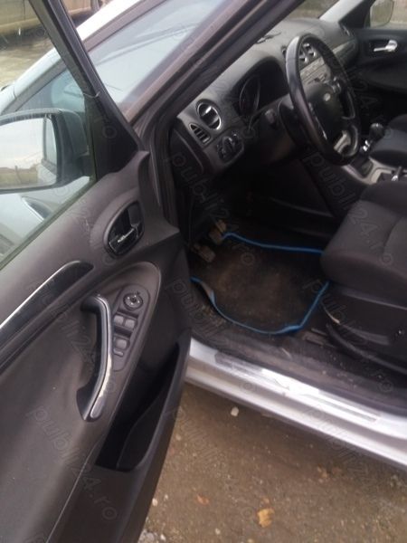 Utilizat 2007 Ford S-MAX S Monovolum | 2.250 EUR (Preț OK) - Imagine 1/4