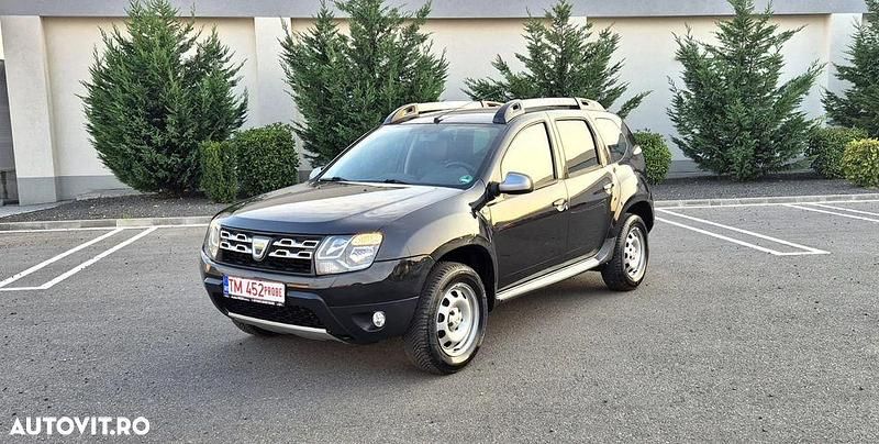 Negru Utilizat 2014 Dacia Duster Prestige SUV | 8.500 EUR (Preț bun) - Imagine 1/4