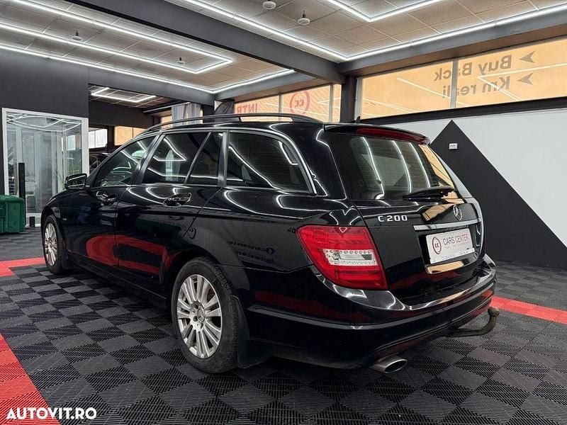 Second-hand Mercedes C200 183 CP (134 kW) 2011 Culoarenegru Break
