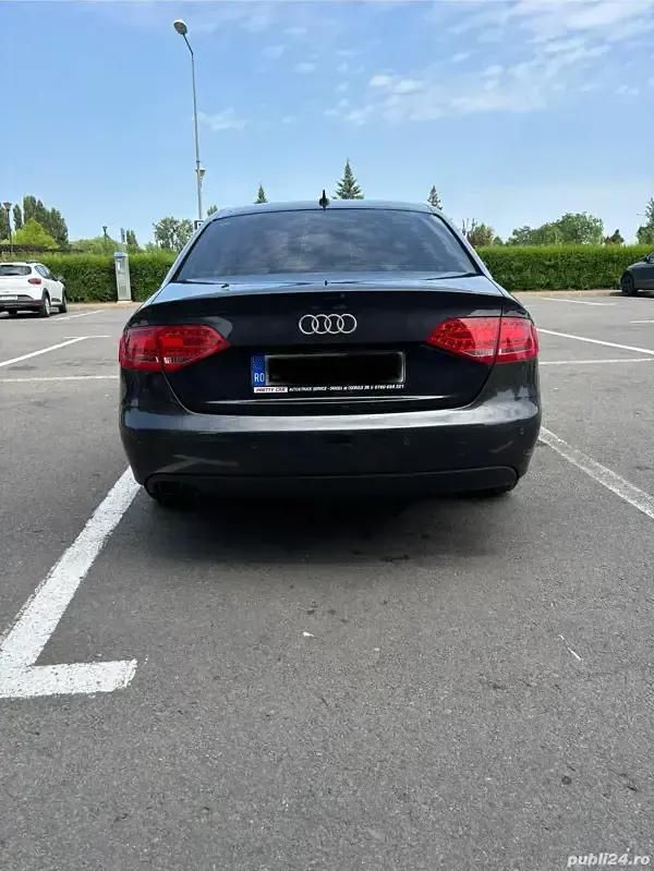 Utilizat 2012 Audi A4 Berlinǎ | 9.500 EUR (Puțin scump) - Imagine 1/4