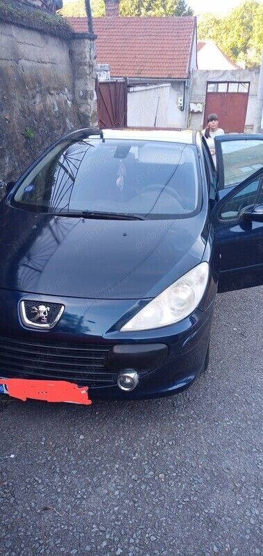 Utilizat 2007 Peugeot 307 Hatchback | 1.200 EUR (Preț bun) - Imagine 1/4