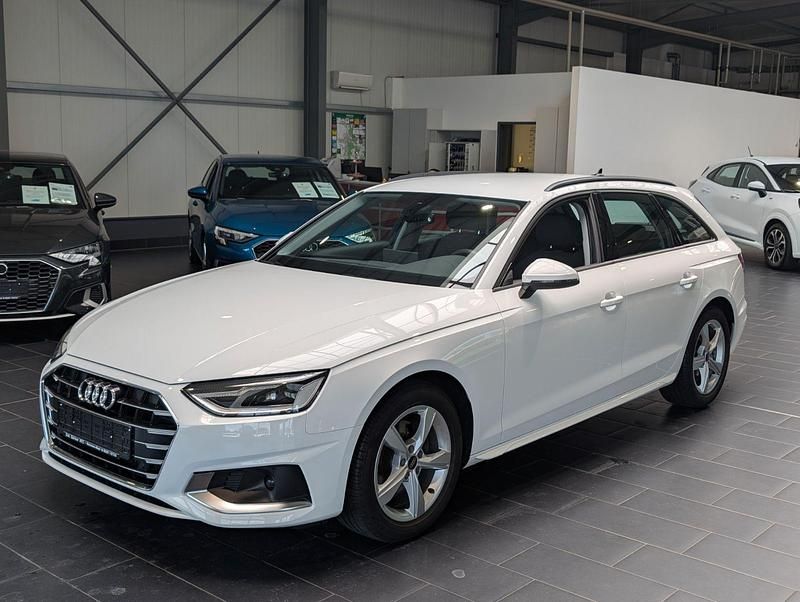 Utilizat 2022 Audi A4 Advanced Break | 27.306 EUR (Scump) - Imagine 1/1