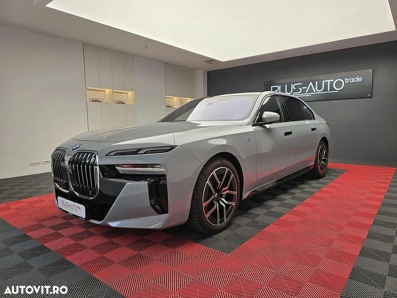 Gri Utilizat 2024 BMW 740 Berlinǎ | 101.980 EUR (Super Preț) - Imagine 1/4