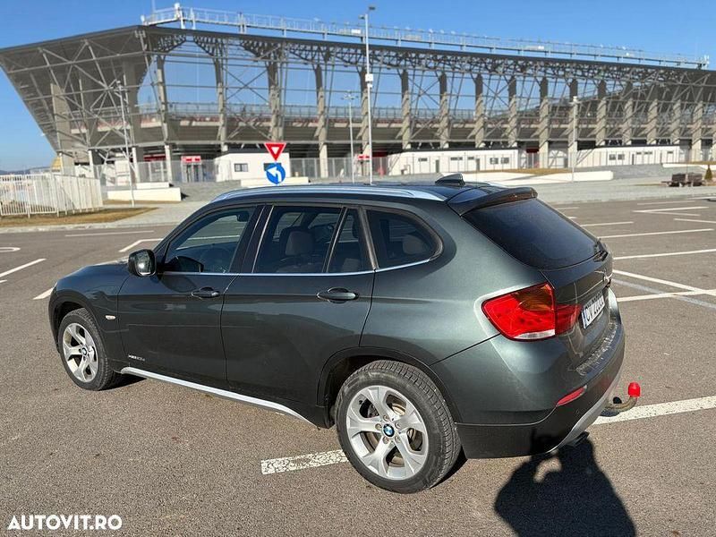 Second-hand BMW X1 204 CP (150 kW) 2010 Culoareverde SUV