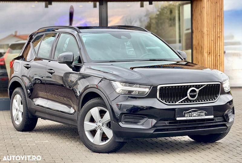 Culoarenegru Utilizat 2018 Volvo XC40 Momentum SUV | 19.190 EUR (Puțin scump) - Imagine 1/4