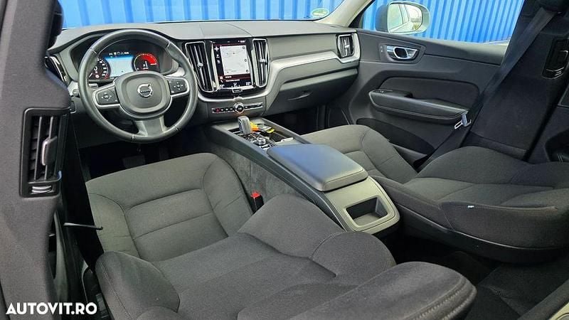Second-hand Volvo XC60 Momentum 197 CP (144 kW) 2021 Culoaregri SUV