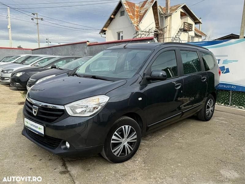 Culoaregri Utilizat 2013 Dacia Lodgy Lauréate Monovolum | 5.400 EUR (Preț OK) - Imagine 1/4