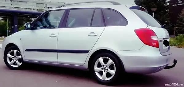 Second-hand Skoda Fabia 55 CP (40 kW) 2011 Gri Berlinǎ