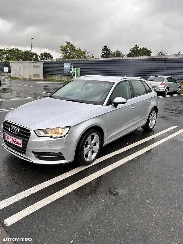 Culoaregri Utilizat 2014 Audi A3 Sportback Attraction Hatchback | 9.000 EUR (Preț OK) - Imagine 1/4