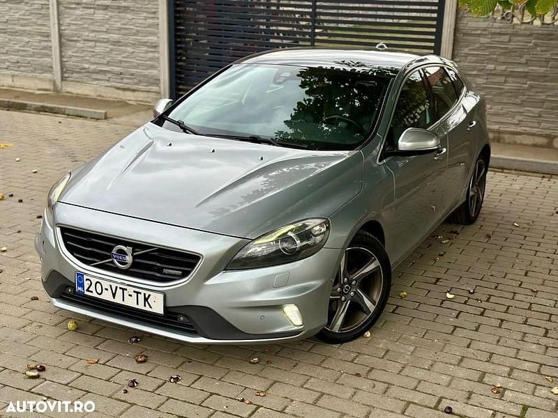Culoaregri Utilizat 2013 Volvo V40 Hatchback | 6.950 EUR (Preț OK) - Imagine 1/4