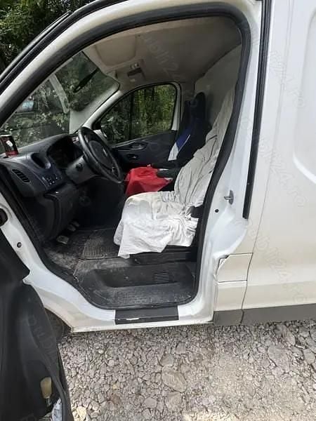 Utilizat 2016 Opel Vivaro Van | 8.600 EUR - Imagine 1/4