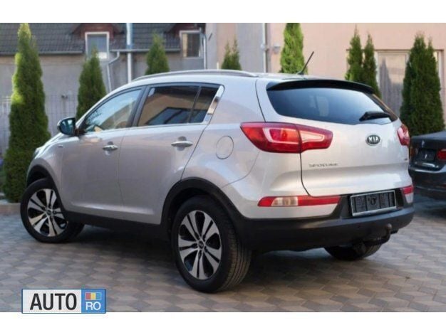Second-hand Kia Sportage 136 CP (100 kW) 2012 Gri SUV