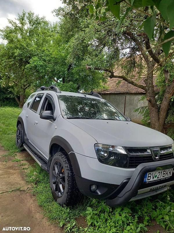 Culoaregri Utilizat 2013 Dacia Duster Prestige SUV | 7.950 EUR (Preț OK) - Imagine 1/1