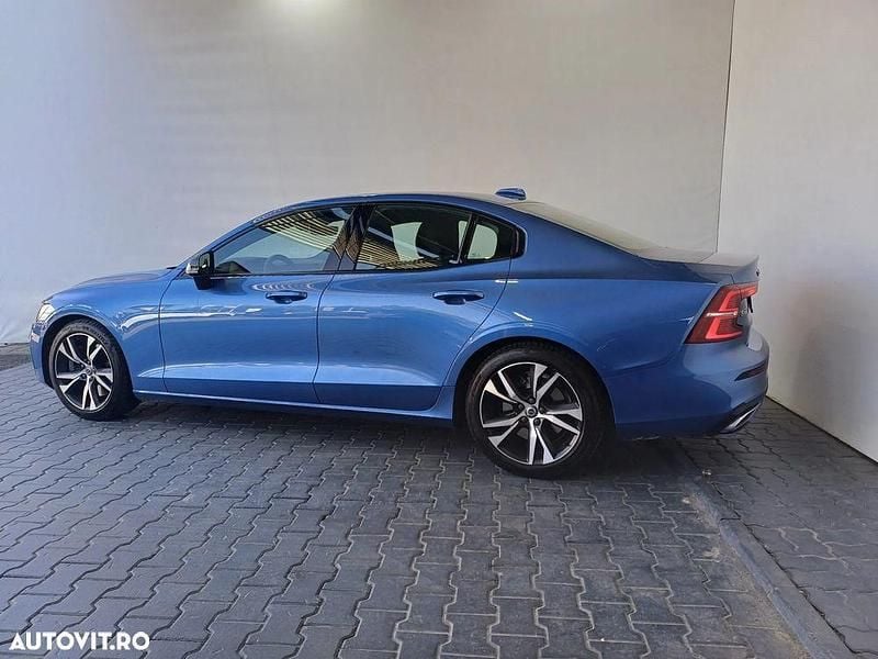 Second-hand Volvo S60 197 CP (144 kW) 2020 Culoarealbastru Berlinǎ