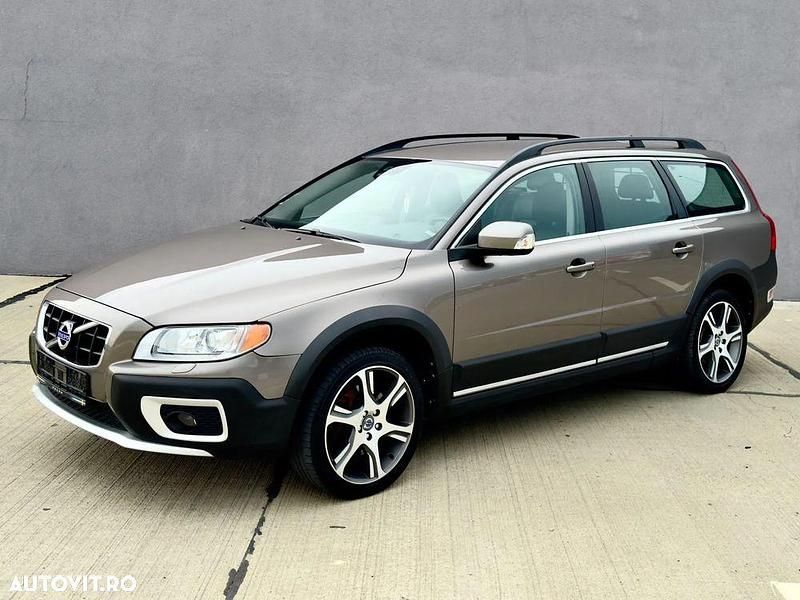 Culoaremaro Utilizat 2012 Volvo XC70 SUV | 10.990 EUR - Imagine 1/4