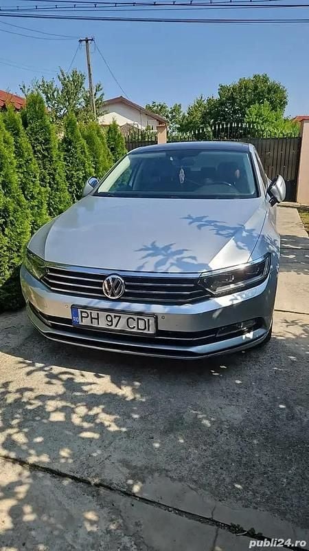 Utilizat 2019 VW Passat Berlinǎ | 14.500 EUR (Super Preț) - Imagine 1/4