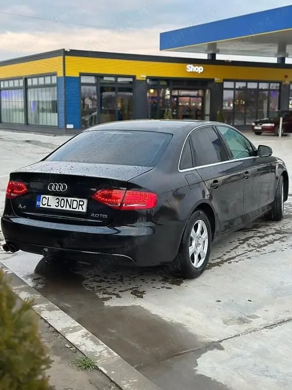 Second-hand Audi A4 143 CP (105 kW) 2011 Negru Berlinǎ