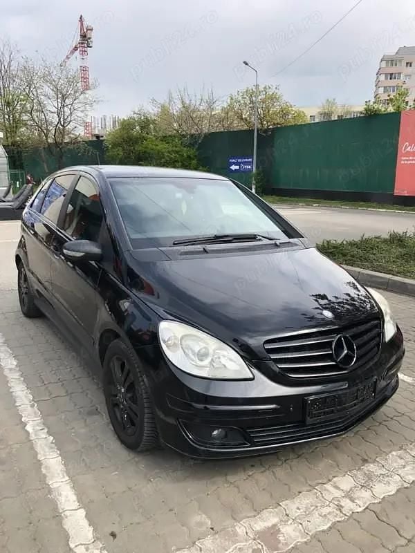 Utilizat 2008 Mercedes A180 Monovolum | 2.500 EUR (Preț bun) - Imagine 1/4