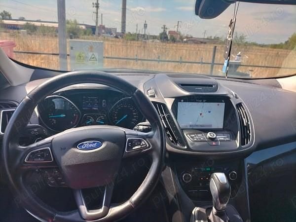 Negru Utilizat 2017 Ford Kuga SUV | 11.700 EUR (Preț bun) - Imagine 1/4