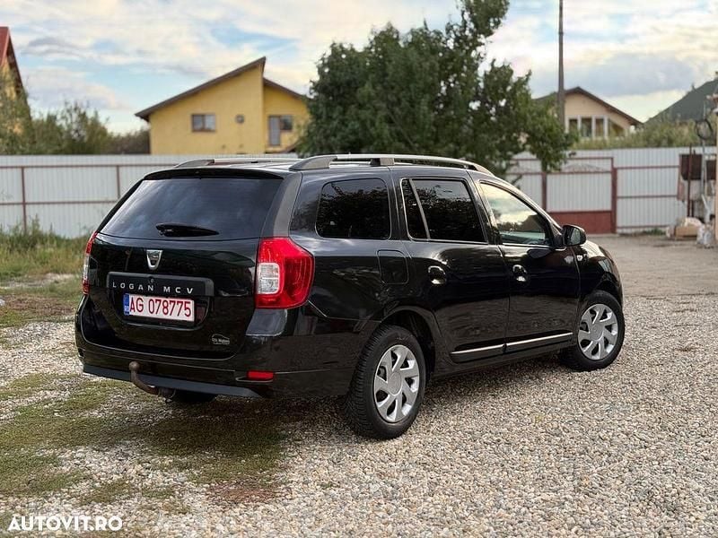 Second-hand Dacia Logan Lauréate 90 CP (66 kW) 2014 Culoarenegru Break