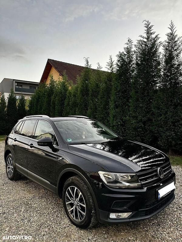 Culoarenegru Utilizat 2016 VW Tiguan Comfortline SUV | 17.500 EUR (Preț OK) - Imagine 1/4