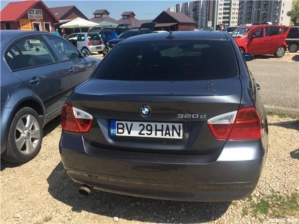 Second-hand BMW 320 136 CP (100 kW) 2006 Berlinǎ