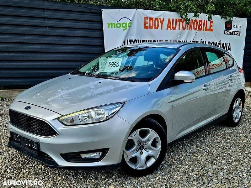 Argint Utilizat 2017 Ford Focus Active Hatchback | 5.990 EUR (Preț bun) - Imagine 1/4