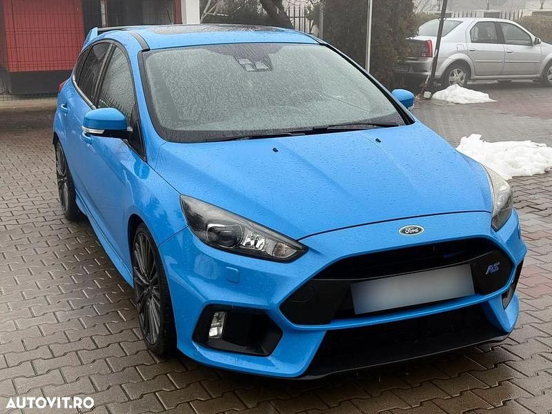 Second-hand Ford Focus 350 CP (257 kW) 2016 Culoarealbastru Hatchback