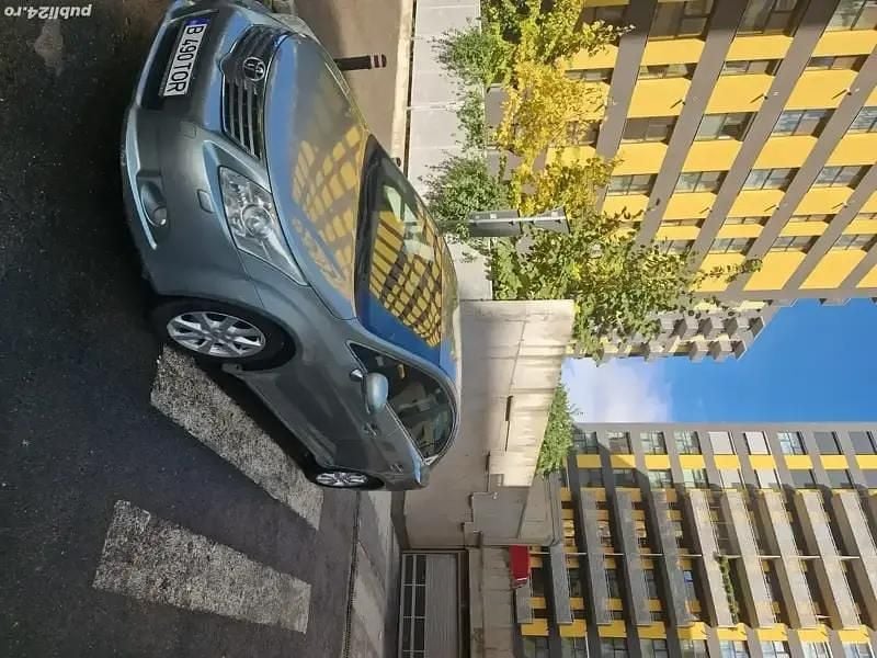 Utilizat 2009 Toyota Avensis Berlinǎ | 3.200 EUR (Preț bun) - Imagine 1/4