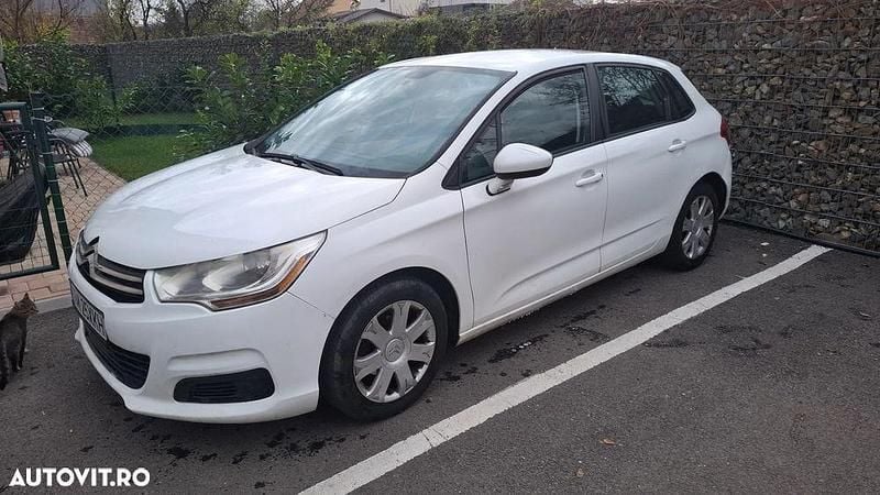 Culoarealb Utilizat 2013 Citroën C4 Attraction Hatchback | 4.500 EUR (Preț OK) - Imagine 1/4