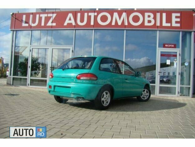 Second-hand Mitsubishi Colt 75 CP (55 kW) 1996 Verde Hatchback