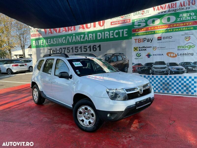 Alb Utilizat 2012 Dacia Duster SUV | 7.499 EUR (Preț OK) - Imagine 1/4