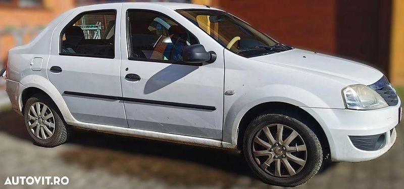 Second-hand Dacia Logan 90 CP (66 kW) 2008 Culoarealb Berlinǎ