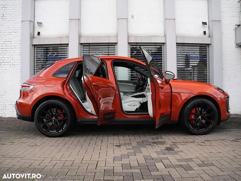 Culoareportocaliu Utilizat 2022 Porsche Macan S SUV | 71.852 EUR - Imagine 1/4