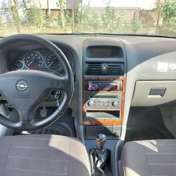 Second-hand Opel Astra 85 CP (62 kW) 2003 Gri Berlinǎ