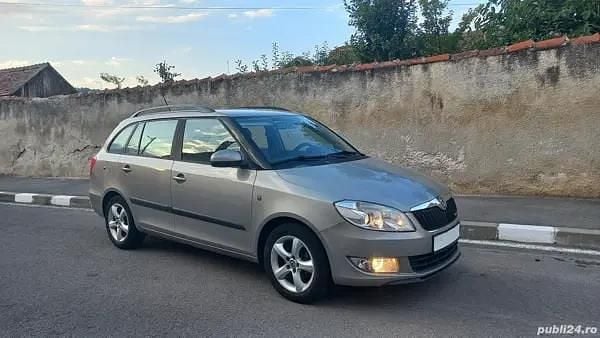Utilizat 2012 Skoda Fabia Break | 3.650 EUR (Preț OK) - Imagine 1/4
