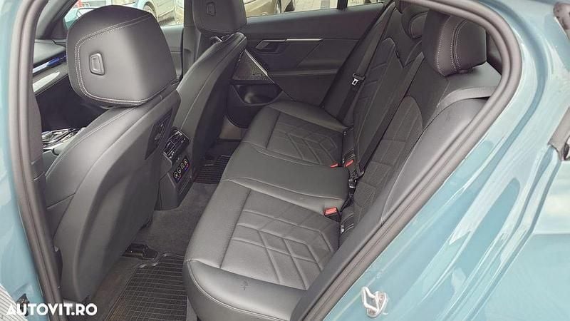 Second-hand BMW 520 Sport Line 208 CP (152 kW) 2024 Culoarealbastru Berlinǎ