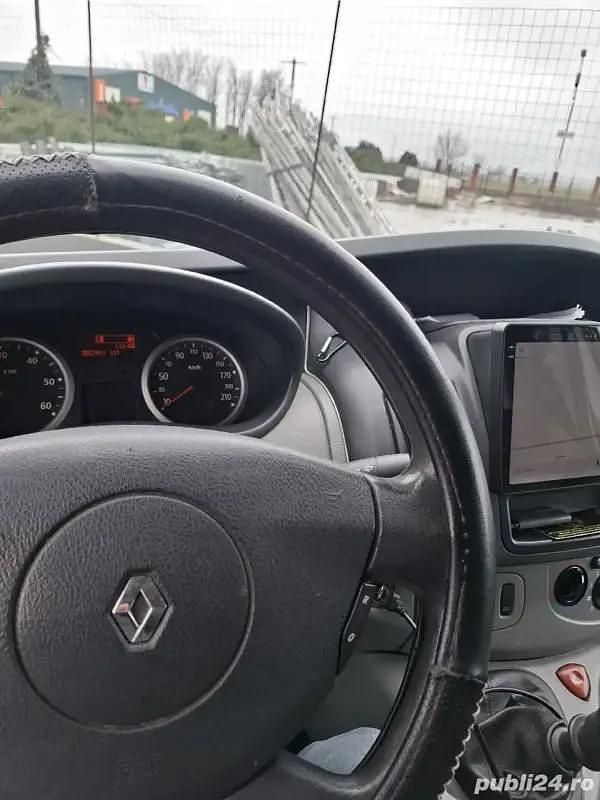 Second-hand Renault Trafic 115 CP (84 kW) 2012 Gri Monovolum