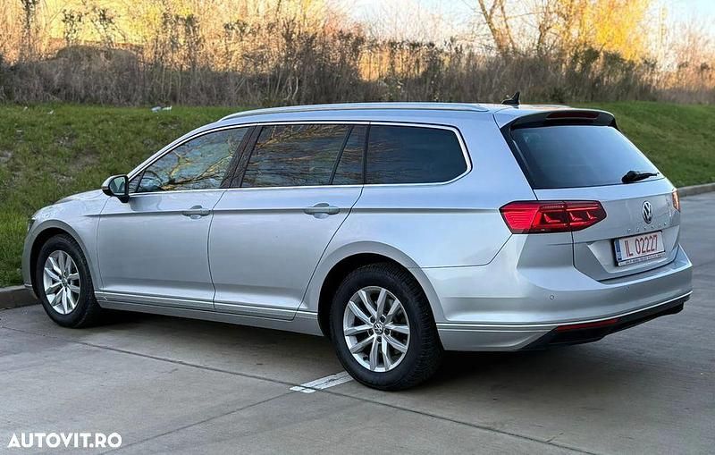 Second-hand VW Passat Comfortline 150 CP (110 kW) 2020 Culoareargint Break