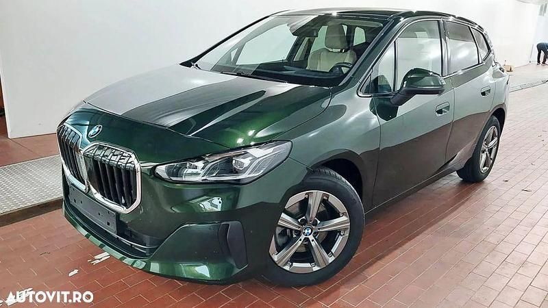 Culoareverde Utilizat 2022 BMW 218 Active Tourer Luxury Line Monovolum | 28.999 EUR - Imagine 1/4