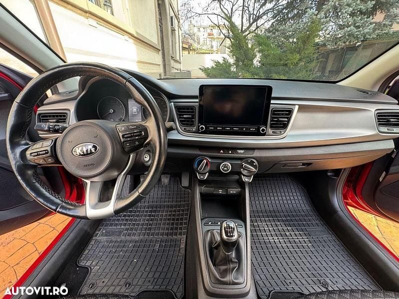 Second-hand Kia Rio Urban 120 CP (88 kW) 2020 Culoarerosu